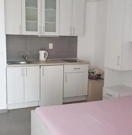 Apartment Nikolic 1 *