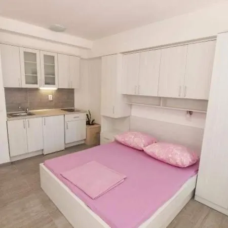 Nikolic 1 شقة ماكارسكا