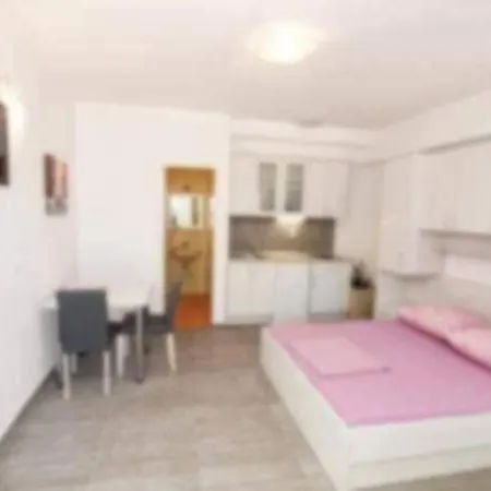 Nikolic 1 Apartamento Makarska